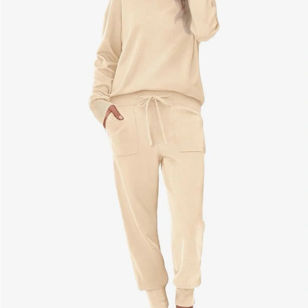 NWT Women's Knit Loungewear Set-cream/apricot color R6